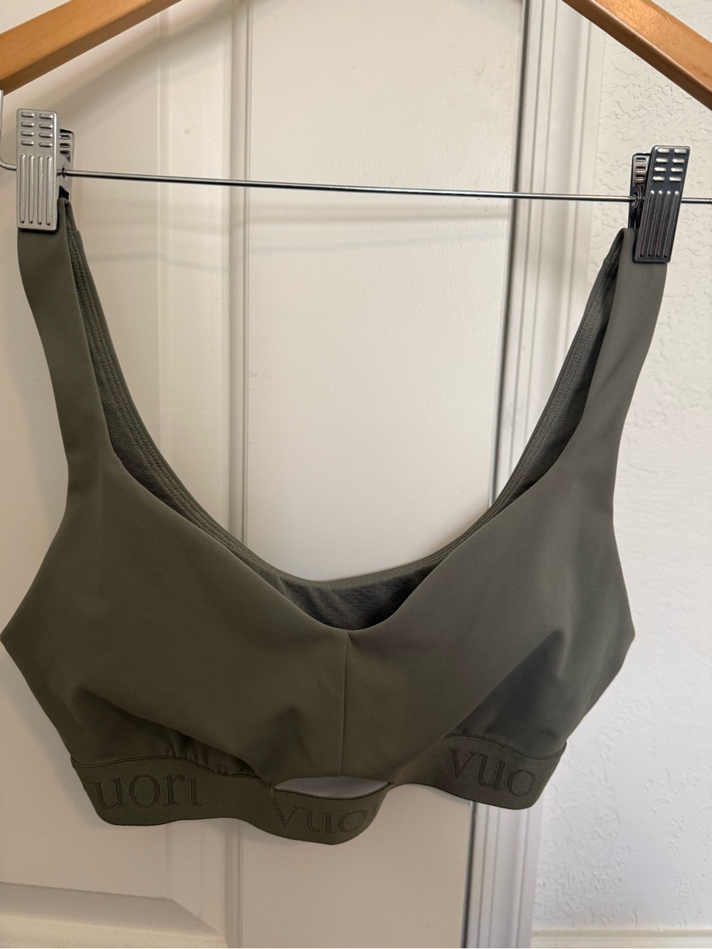 Vuori Olive Green Seamless Sports Bra